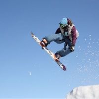 Горнолыжный центр «Огни Мурманска» катание на сноуборде 